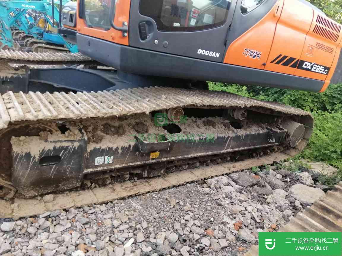 云南出售二手斗山DX225LC-9C挖掘機