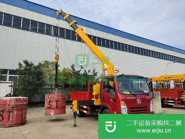 湖北出售二手大運藍牌5噸隨車吊