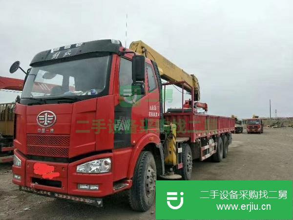 重慶出售二手解放前四后八12噸隨車吊