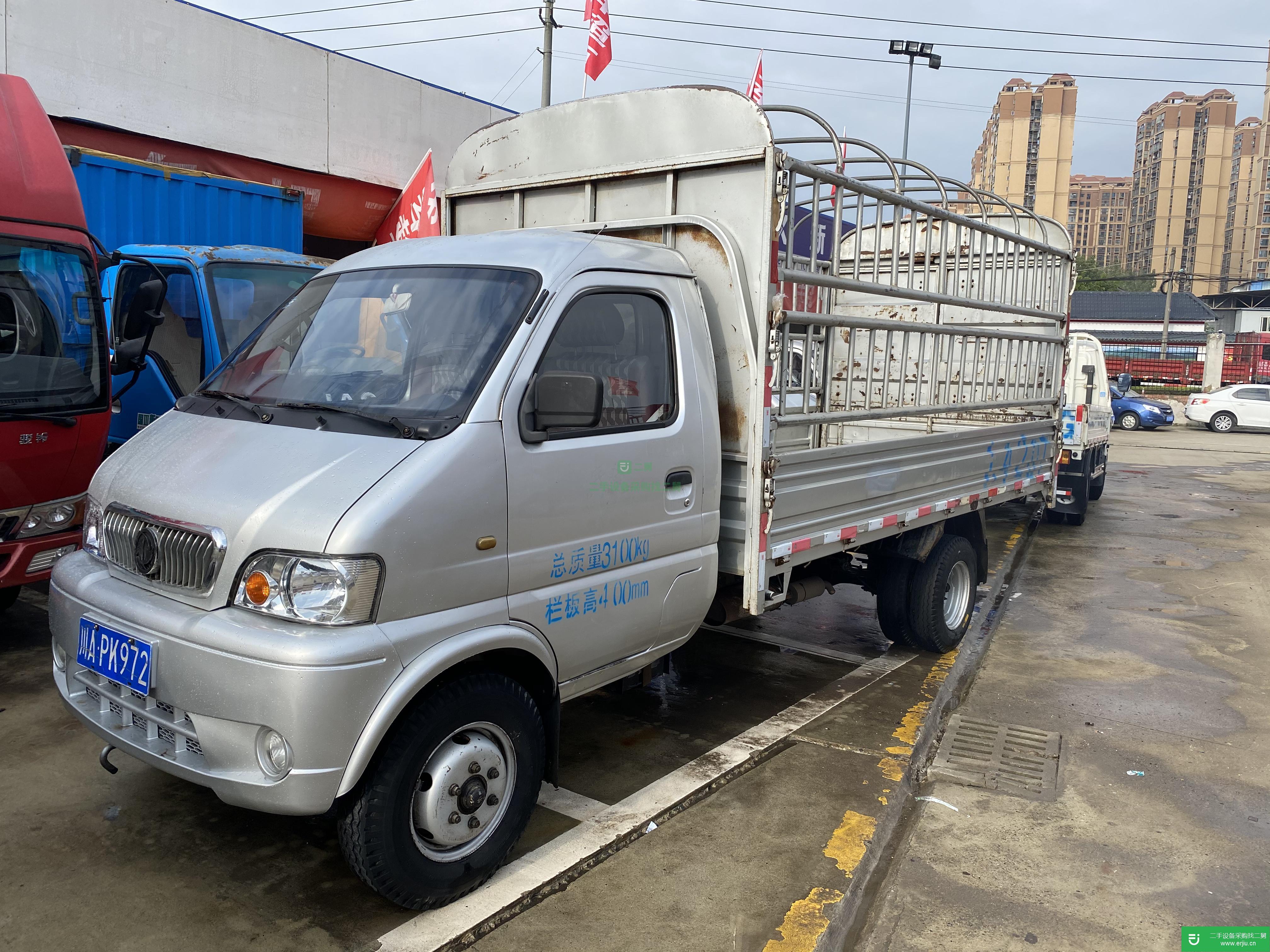 四川出售二手東風(fēng)華神98馬力貨車