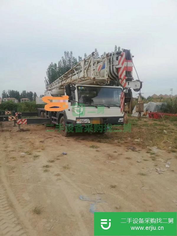河南出售二手中聯(lián)吊車，包提檔