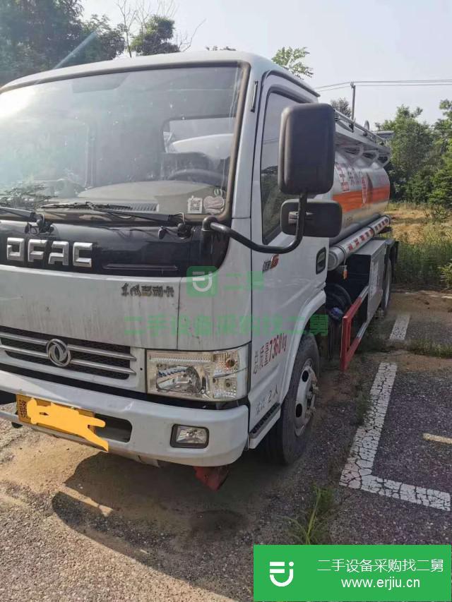 湖北出售二手東風(fēng)多利卡油罐車