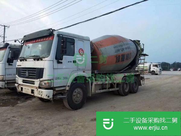 青海出售二手豪沃12攪拌罐車