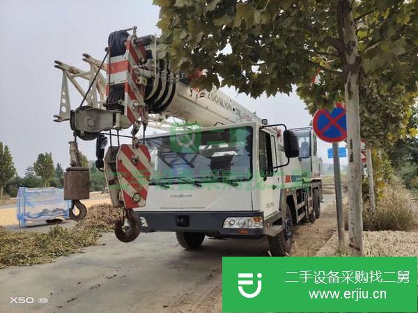 上海出售二手中聯(lián)藍色關(guān)愛25v5汽車吊