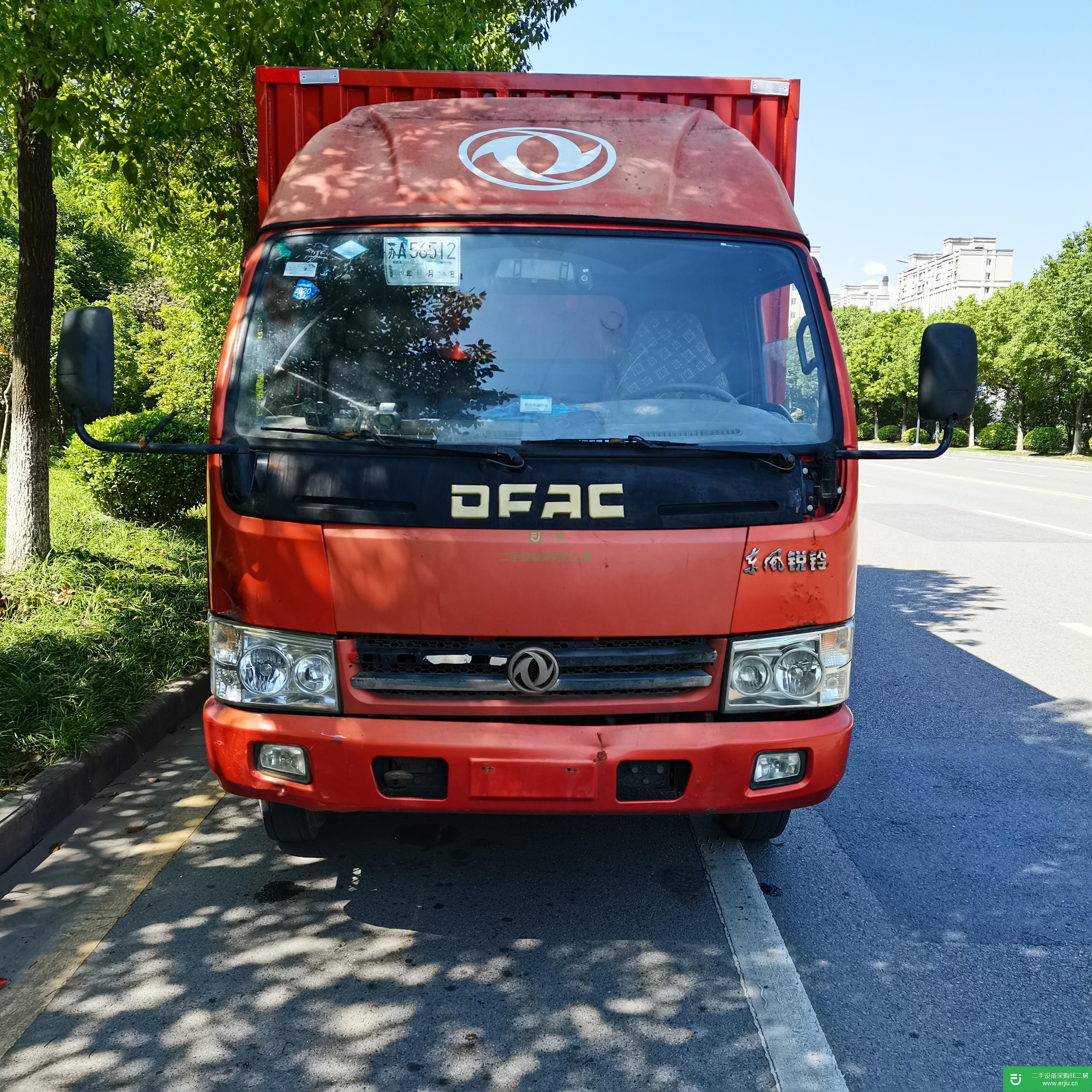 江蘇出售二手東風多利卡130馬力貨車