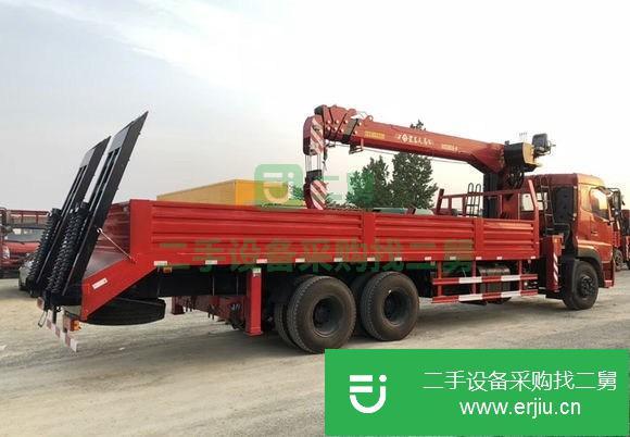 內蒙古出售二手東風天龍后八輪12噸隨車吊