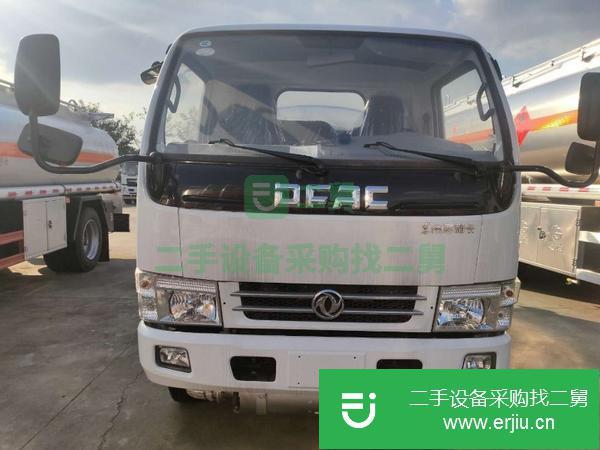 江蘇出售二手東風多利卡5噸加油車