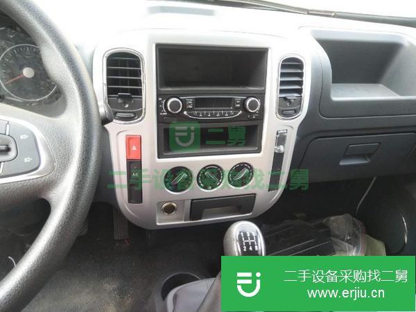 新疆出售二手廂式運(yùn)輸車(chē)
