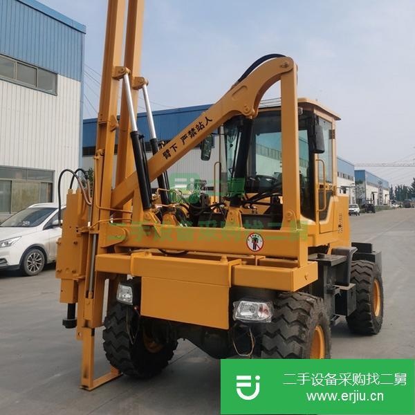 山東出售波形高速護(hù)欄打樁機(jī)