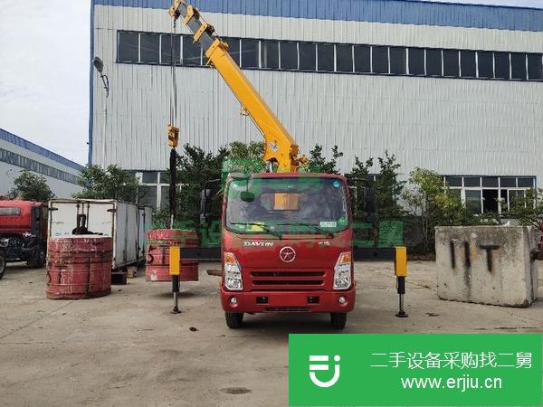 湖北出售二手大運藍牌5噸隨車吊