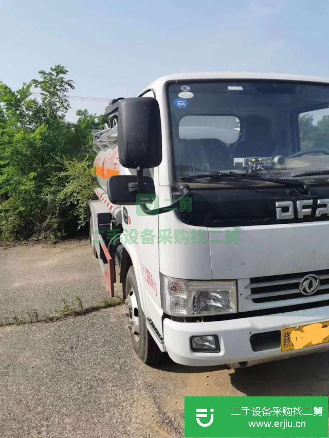 湖北出售二手東風(fēng)多利卡油罐車