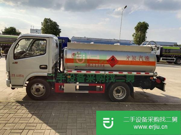 新疆出售二手九成新油罐車