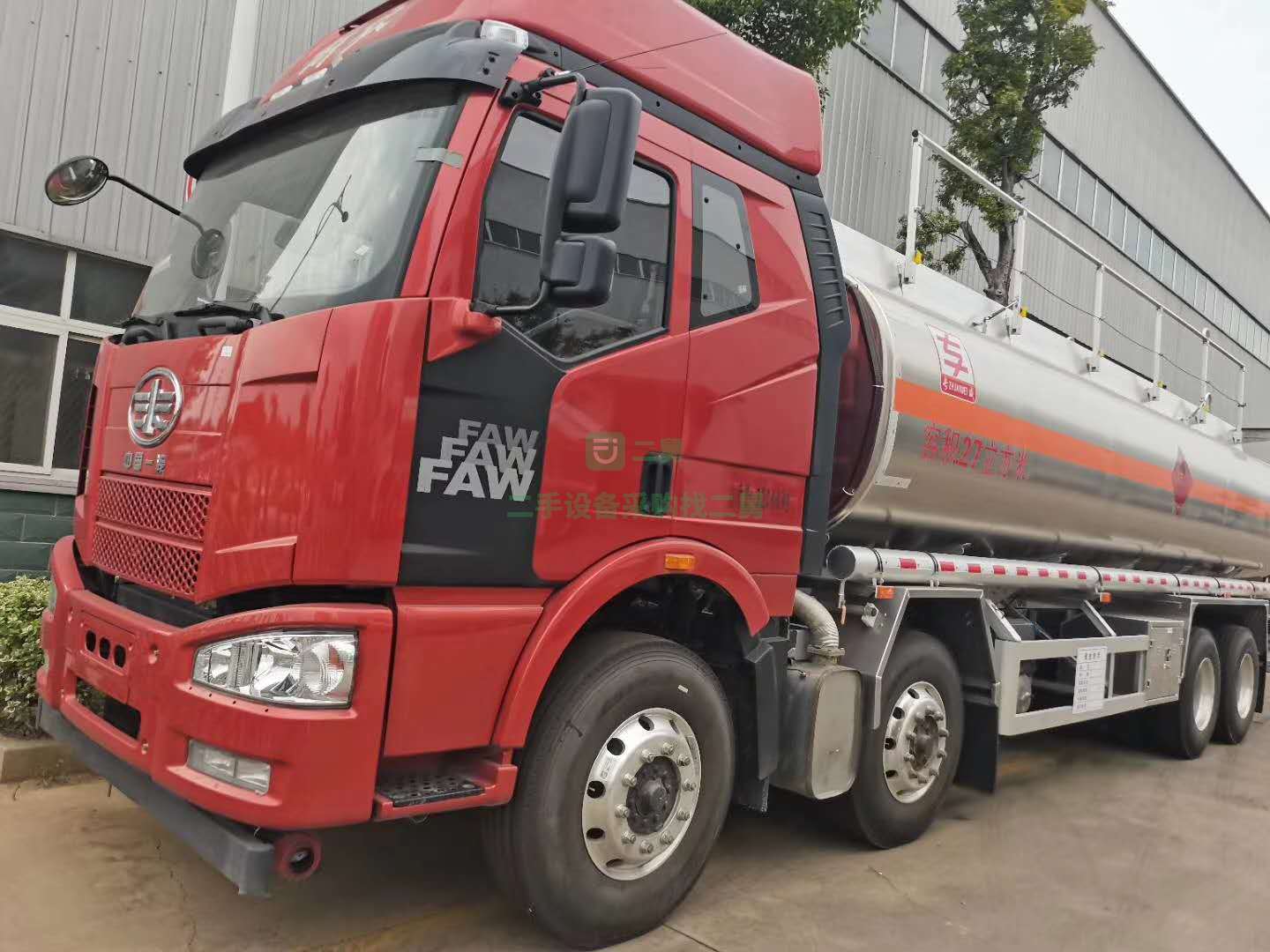 轉讓解放25噸油罐車，手續齊全