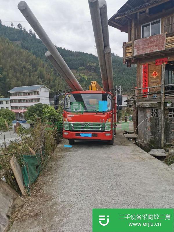 貴州出售二手藍牌5噸隨車吊