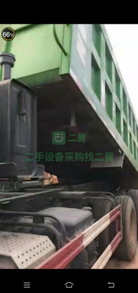 出售二手八成新的國五歐曼后八輪自卸車