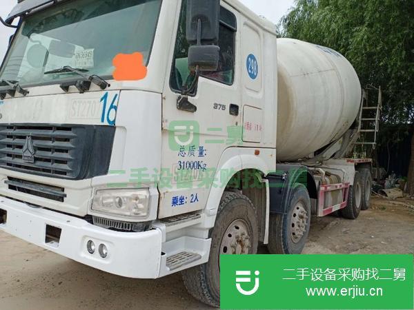 山東出售二手豪沃攪拌車國三大18方
