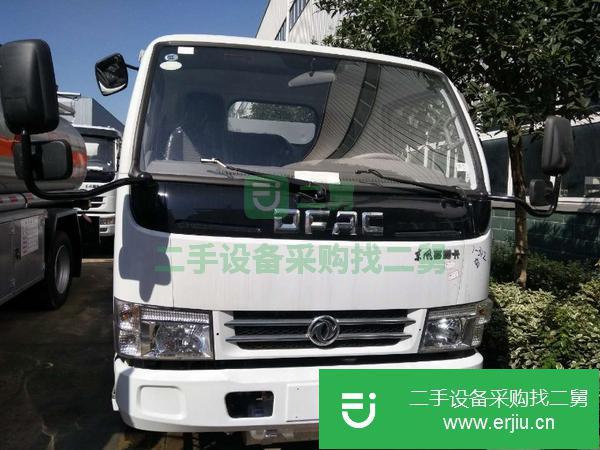 廣西出售2噸藍(lán)牌油罐車(chē)