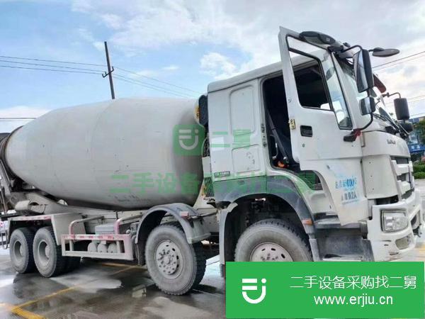 內(nèi)蒙古出售二手豪沃20方水泥攪拌罐車