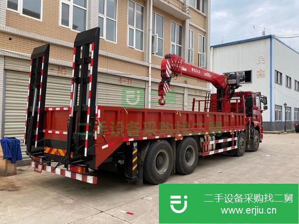 新疆出售二手宏昌天馬12噸隨車吊