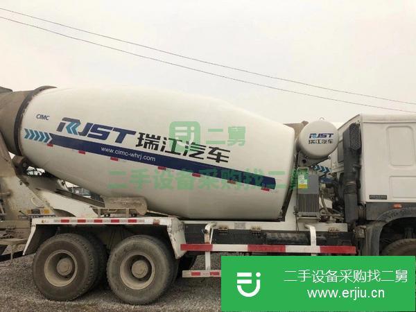 四川出售二手豪沃大14方攪拌車
