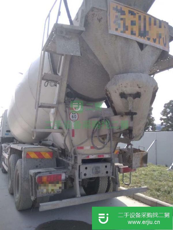 內蒙古出售二手豪沃攪拌車
