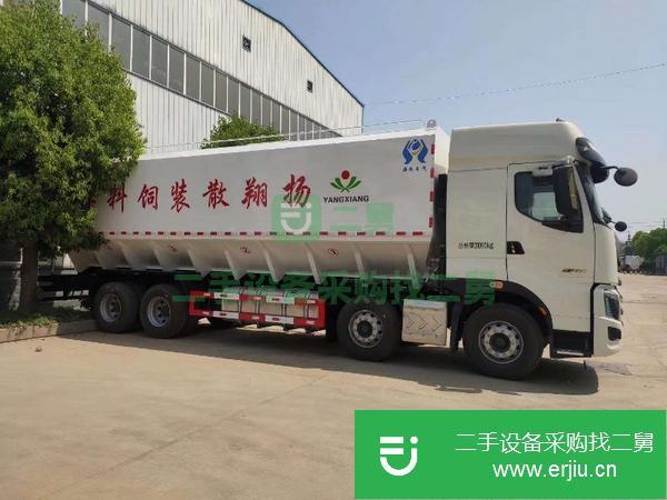 安徽出售二手散裝飼料運(yùn)輸車