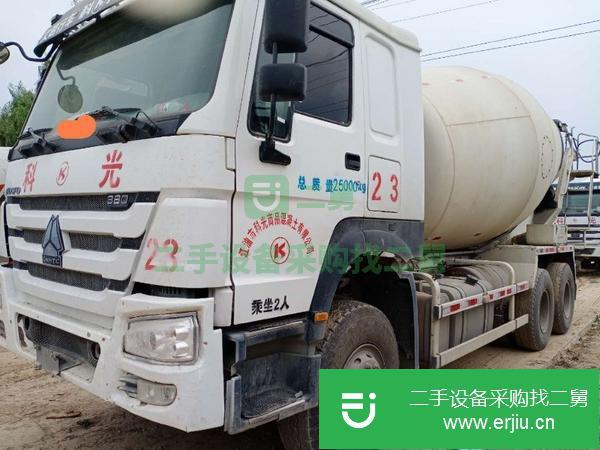 山東出售二手豪沃攪拌車 后八輪 國五 大14方 380馬力