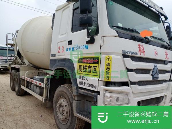 山東出售二手豪沃攪拌車 后八輪 國五 大14方 380馬力