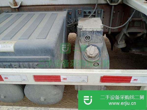 山東出售二手豪沃攪拌車 后八輪 國五 大14方 380馬力