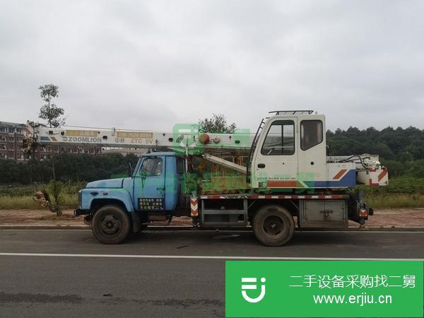 湖南出售二手中聯8噸吊車