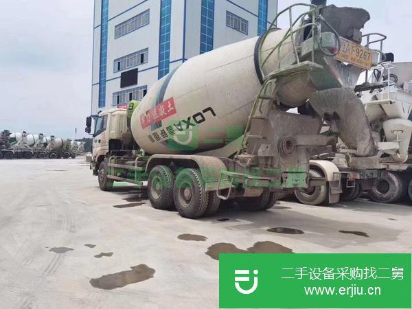 內蒙古出售二手豪沃攪拌車
