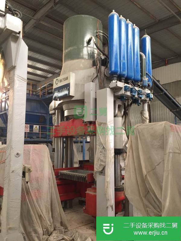 河南出售二手全自動液壓制磚機,九成新