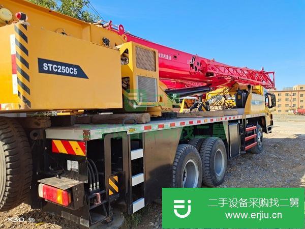 新疆出售19年三一吊車