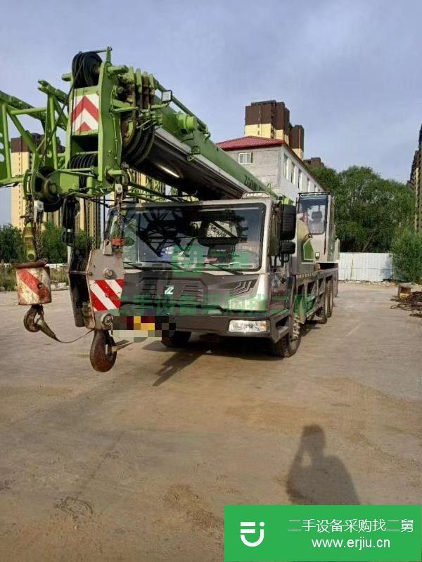 山東出售18年中聯(lián)吊車20噸