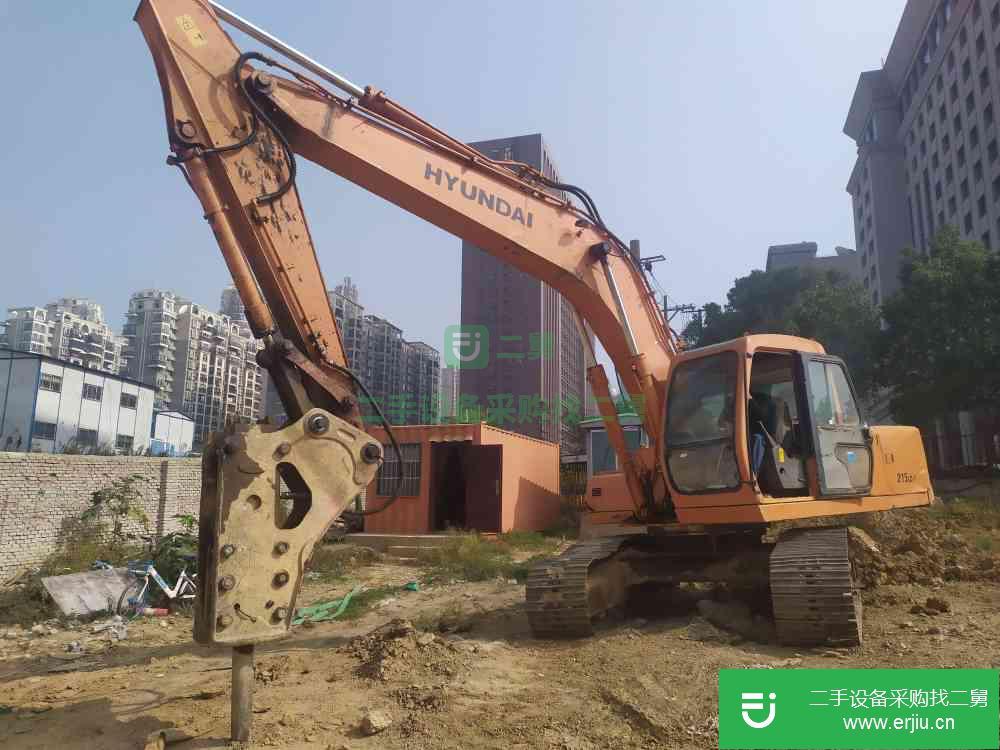 湖北出售二手現代R200-5挖掘機