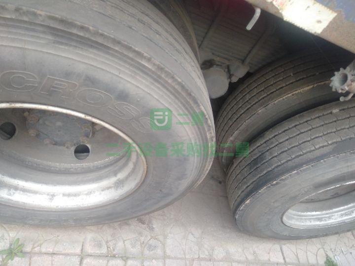 出售途V350馬力，17年7月的精品車，國五前四后八運輸車輪胎九成新