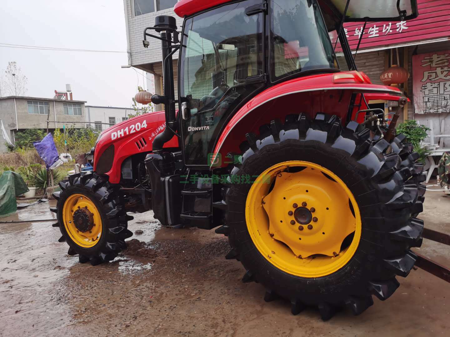 出售一臺2016年東禾1204拖拉機，6缸發動機，車況精品，價格便宜