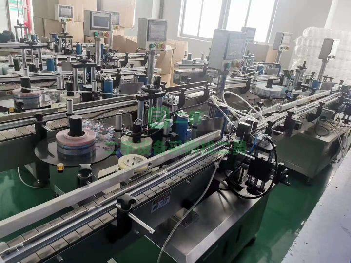 轉讓一臺二手的九成新的貼標機，，需要聯系