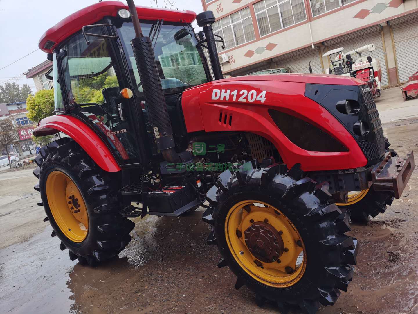 出售一臺2016年東禾1204拖拉機，6缸發動機，車況精品，價格便宜