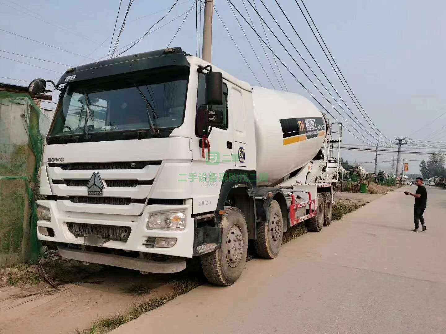出售二手的17年豪沃大20方攪拌車現車 唐鴻上裝