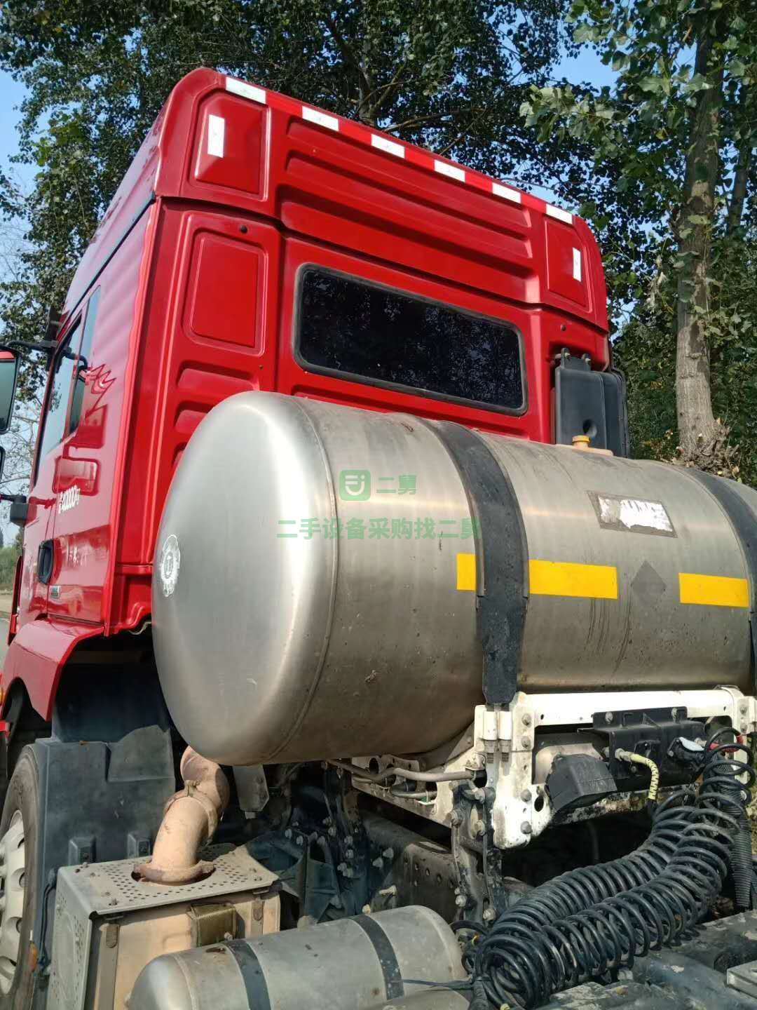 出售一臺(tái)剛到家精品1年2個(gè)月德龍牽引車，430馬力