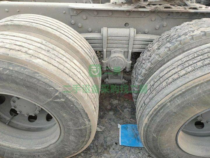 出售18年2月解放捍V375馬力牽引車， 國五排放 雙驅可按揭