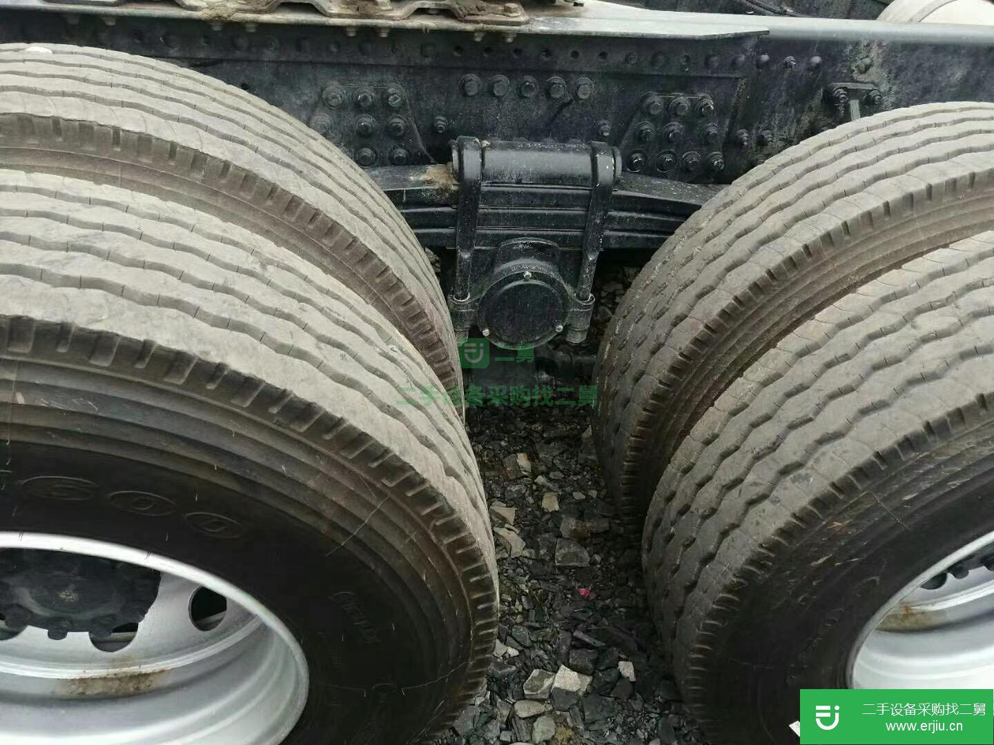 山東出售二手青島解放牽引車