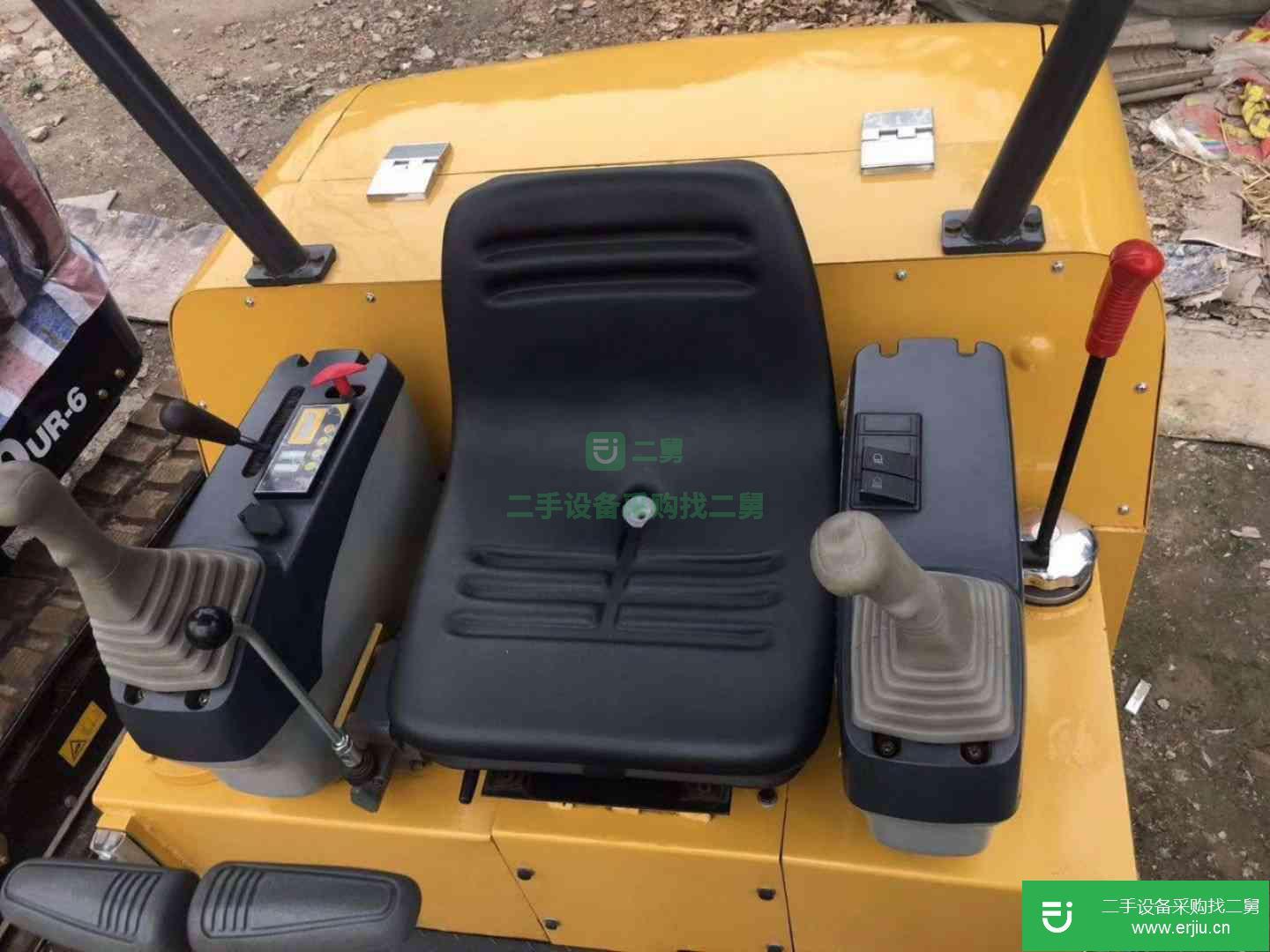 云南出售二手雷沃重工FR18E-U挖掘機