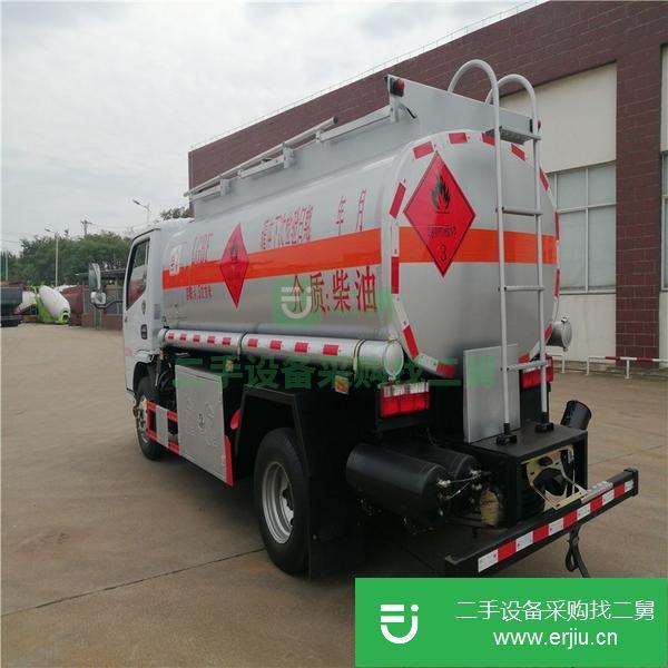 湖北出售二手東風多利卡5噸油罐車