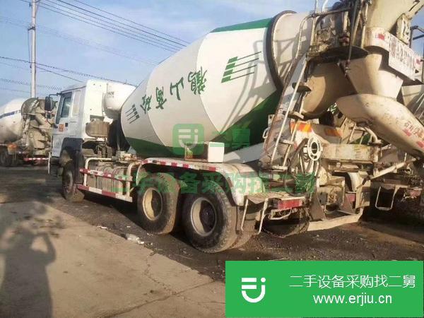 云南出售二手豪沃國四大10方攪拌車