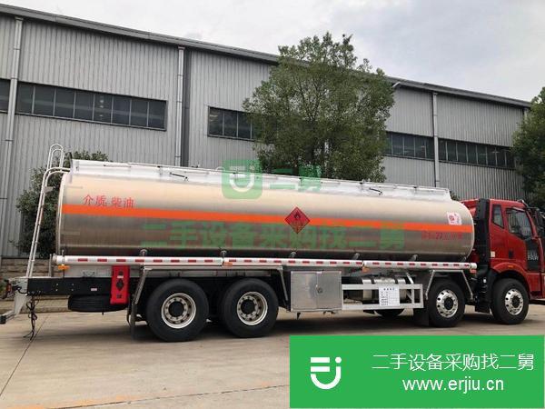 湖北出售二手解放前四后八鋁合金運油車