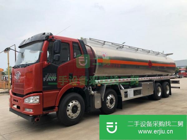湖北出售二手解放前四后八鋁合金運油車