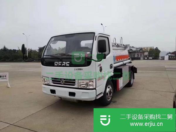 福建出售二手2噸藍(lán)牌油罐車(chē)