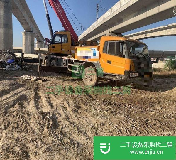 江蘇出售二手25噸5節臂三一吊車